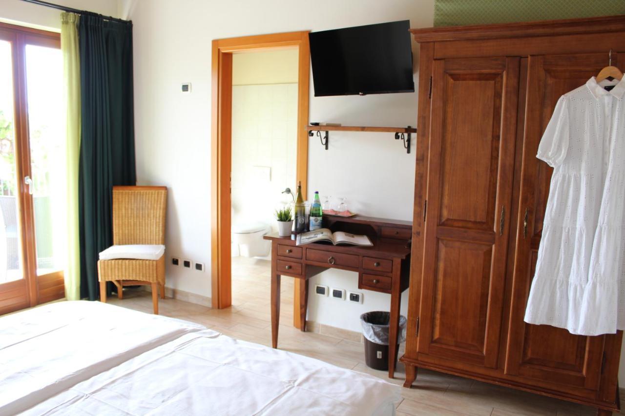 Agriturismo Al-Bor Lazise Buitenkant foto